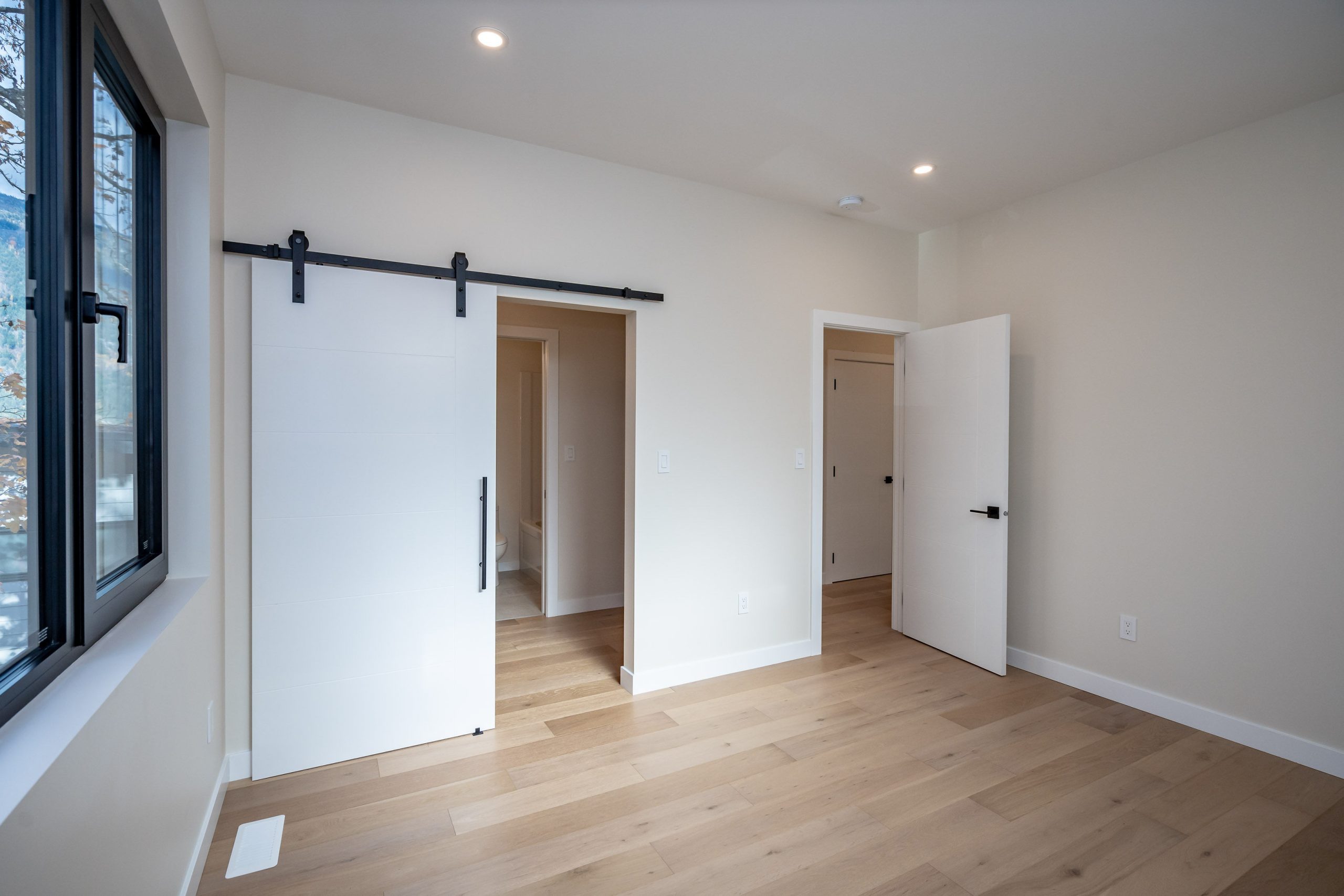 6-9 Pine Street30