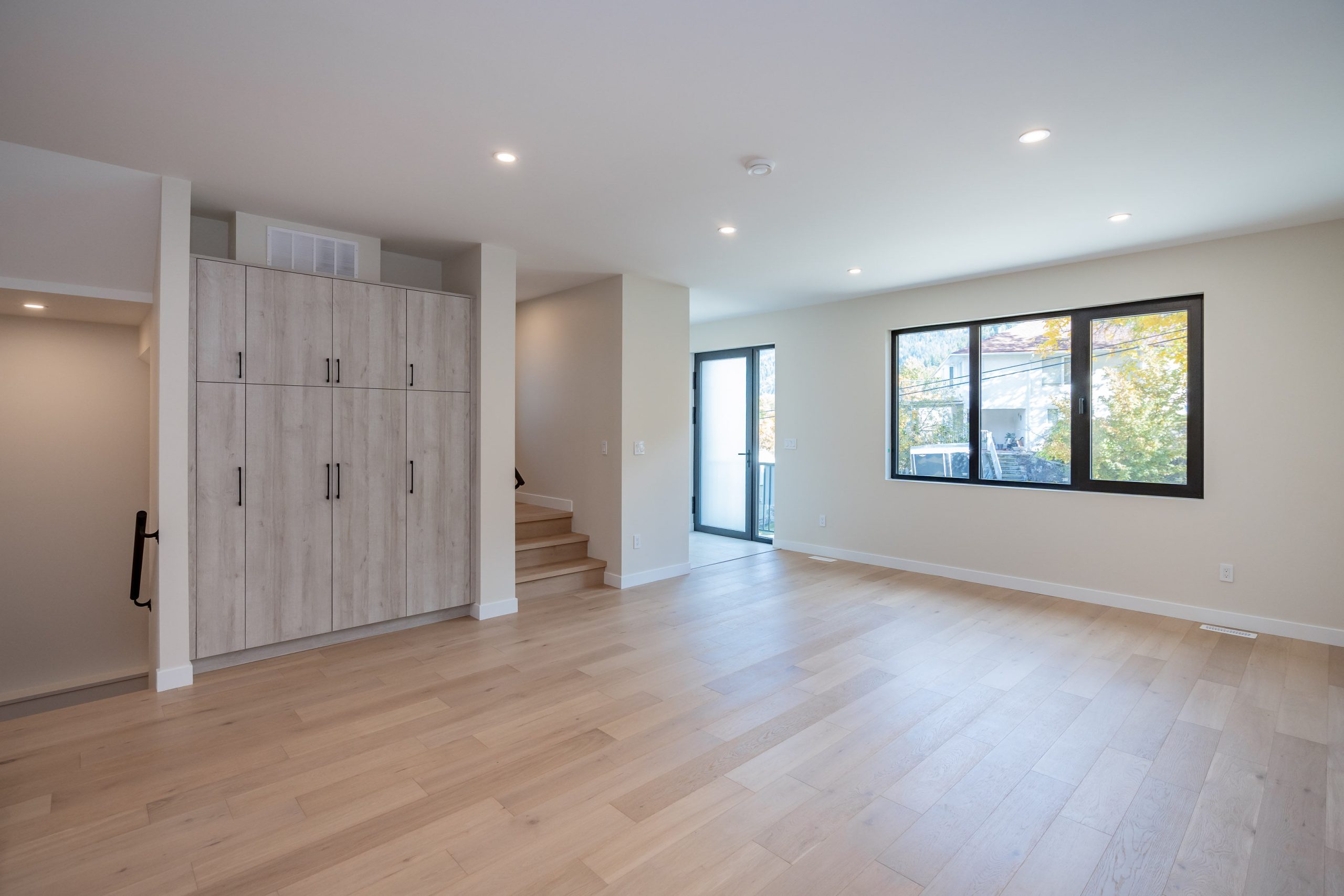 6-9 Pine Street60